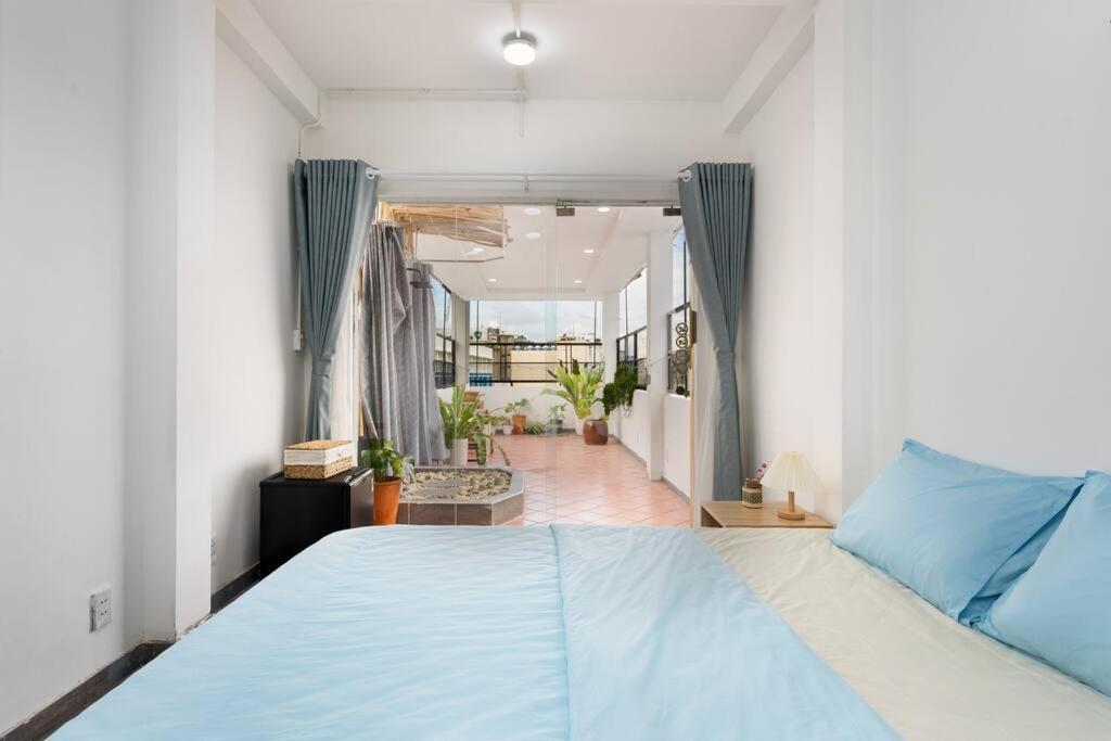 Chilling Rooftop Flat At District 1 Căn hộ TP. Hồ Chí Minh